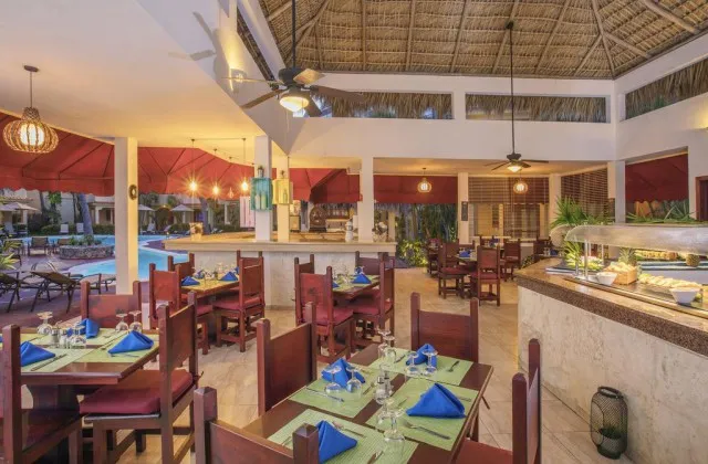 WhalaBavaro Punta Cana restaurante buffet